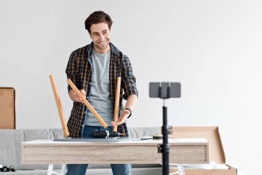 Mobilya montajı ve doğrama hakkında online eğitim ve ders çekimi