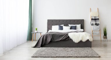 Minimalist tarz, konforlu çağdaş ev içi ve blog ilanı