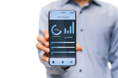 Çizelgeleri ve diyagramları ekranda olan cep telefonu