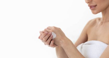 Ev nemlendirici, cilt bakımı, güzellik bakımı ve yaşlanma önleyici bakım