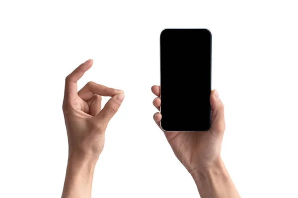 Punkt żeński gospodarstwa smartfon z pustym ekranem, pokazując ok — Zdjęcie stockowe