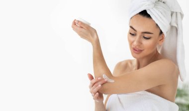 Evde cilt bakımı, yeni gençleştirme yumuşak mükemmel merhem