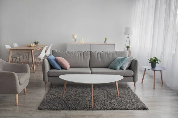 Home interior and design blog, ogłoszenia o nieruchomościach — Zdjęcie stockowe