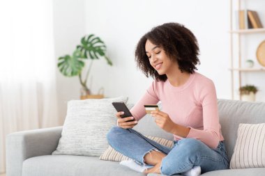 Çevrimiçi ödeme uygulaması, evden alışveriş COVID-19 tecrit