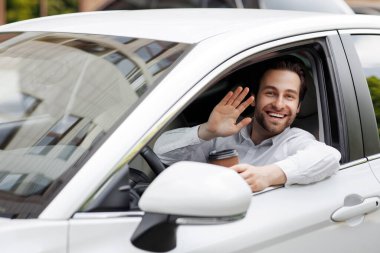 Sabah kahve servisi ve işe gitmek için şehir merkezi, kapalı.