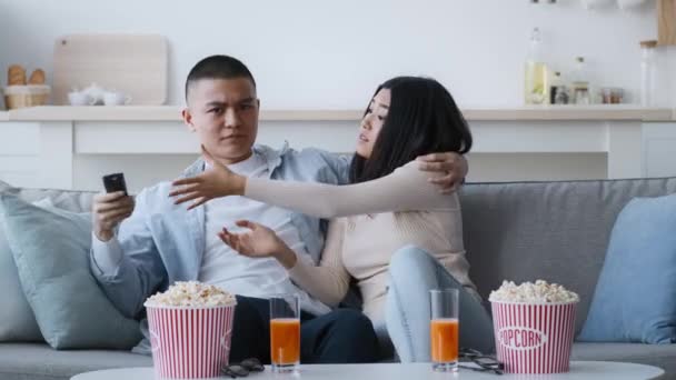 Asian Couple Having Conflict What Watch On TV At Home — Video