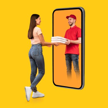 Telefon Ekranında Kurye Kadın 'a Pizza Veriyor, Sarı Arkaplan
