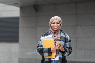 Covid-19 salgınından sonra ders ve öğrenim, sonbaharda modern eğitim, okula, üniversiteye, üniversiteye