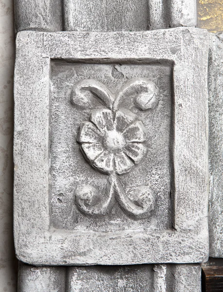 Sten väggelement blomma ornament — Stockfoto