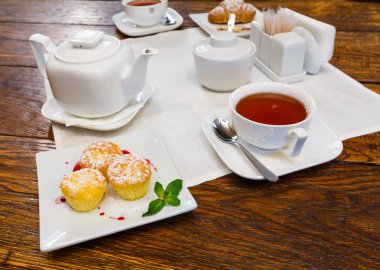 İki Kişilik romantik Kahvaltı