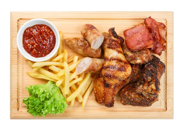 Elszigetelt - étterme ételeket szolgálják fel, a grillezett hús választék woo — Stock Fotó