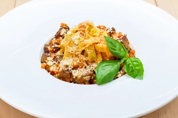 Traditional italian pasta with beef — Stock Photo, Image