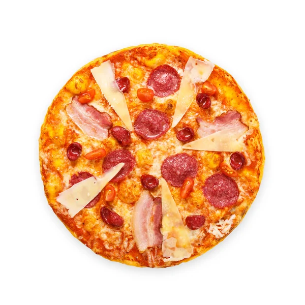 Vynikající italská pizza se salámem, slaninou a parmazánem — Stock fotografie