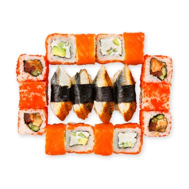 Suşi, maki ve beyaz izole rulo