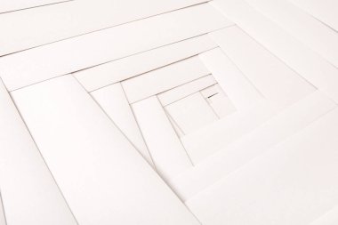 Kağıt geometrik kompozisyon, arka plan. Beyaz çarşaflar, Labirent desen, kopya alanı yaratıcı kompozisyon