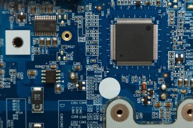 Bilgisayar anakart mikro devre, yakın çekim, üst görüş. Bilgisayar elektronik parçalar arkaplanı