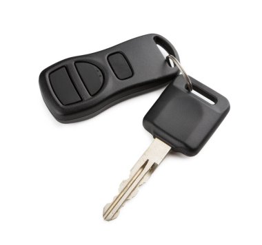 Farklı araba anahtarlarını ve uzaktan kumandaları beyaz arka planda gösteren bir kolaj. Anahtarlar farklı şekil ve fonksiyonlara sahip. Bu set günlük kullanılan ortak otomotiv araçlarını gösterir.