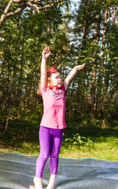 Sabah egzersizleri için kız