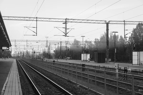 Railway station in black and white — Stock Photo, Image