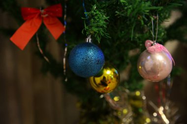 Noel ağacı oyuncakları topları.