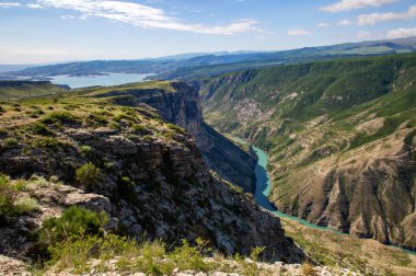 Sabahın erken saatlerinde Sulak Kanyonu manzarası