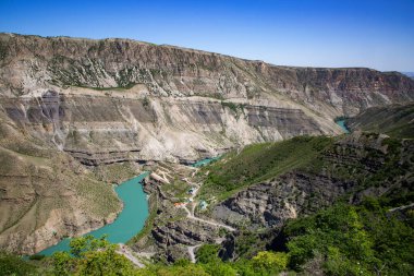 Sabahın erken saatlerinde Sulak Kanyonu manzarası