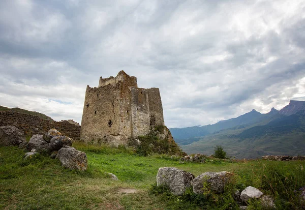 Castillo Fregat Entre Las Montañas Garganta Digor Osetia Del Norte — Foto de Stock