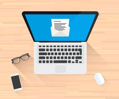 E- posta Simgesi Laptop ResmiComment