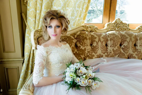 güzel sarışın gelin