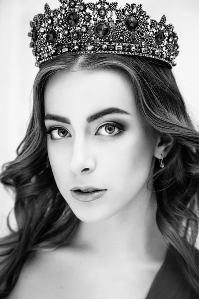 genç güzellik kraliçesi