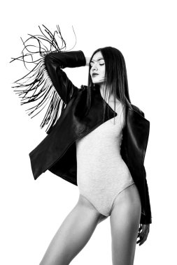 kadın siyah deri ceket