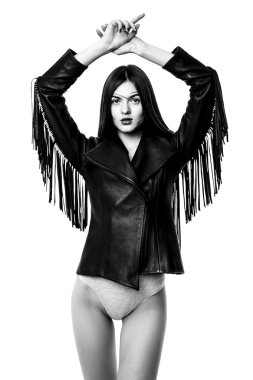 kadın siyah deri ceket