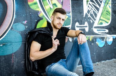 adam grafiti arka plan üzerinde
