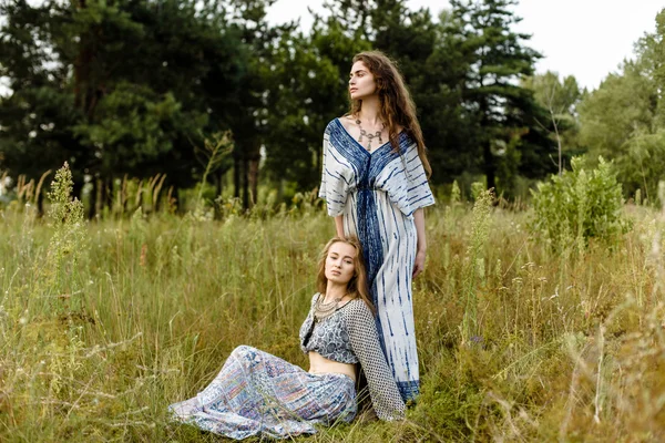 Young girls in ethnic clothes — Stock Photo, Image