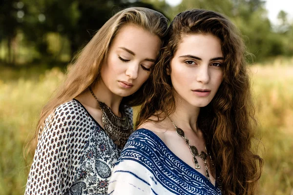 Young girls in ethnic clothes — Stock Photo, Image