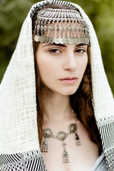 Girl in folk Crimean Tatar clothes — Stock Photo, Image