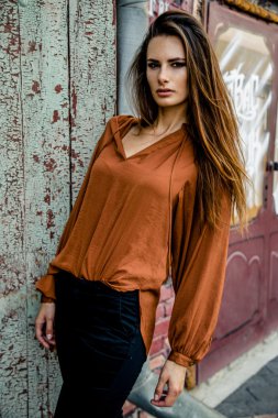 Alışveriş sonra çekici kız