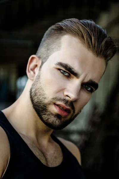 Beau barbu homme — Photo