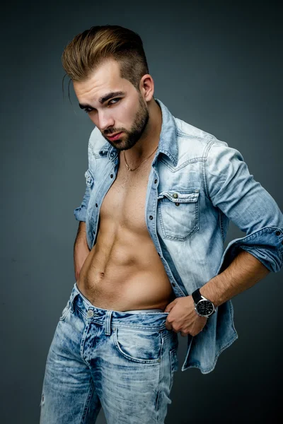 Beau barbu homme — Photo