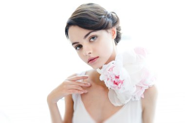 genç güzel kadın yüzü