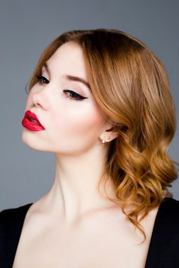 Güzel kadın yüzü.