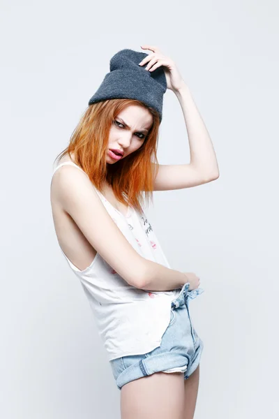 Woman in beanie hat — Stock Photo, Image