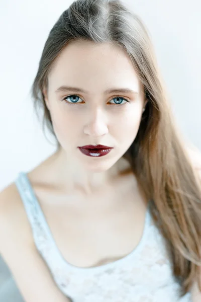 Face of young woman — Stock Photo, Image