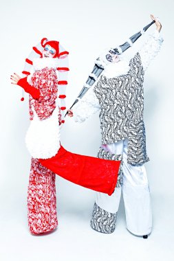 İki neşeli soytarı