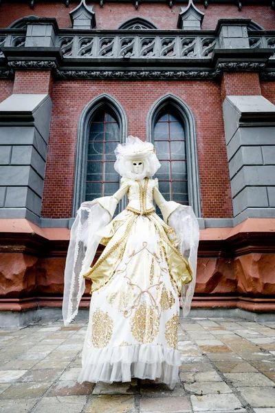 Mujer en vestido de época medieval — Foto de Stock