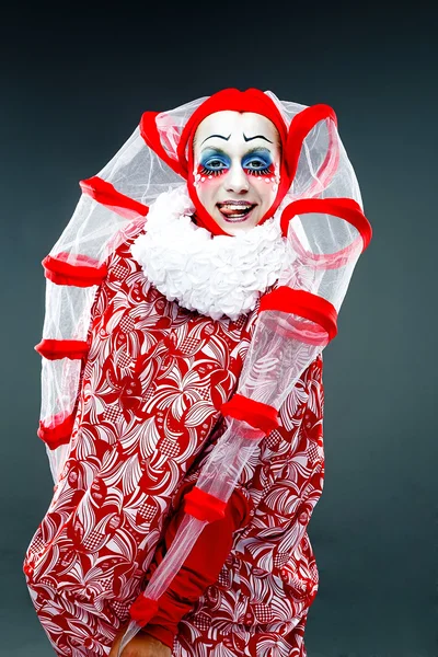 Крупним планом портрет з веселим клоуном — стокове фото
