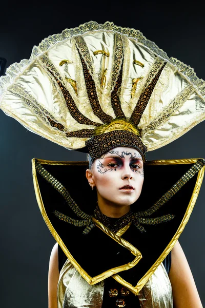Karnaval maskeli kadın — Stok fotoğraf