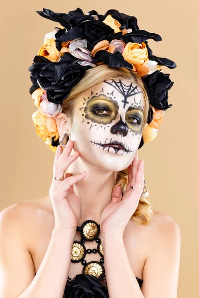 Şeker kafatası makyaj kadınla — Stok fotoğraf