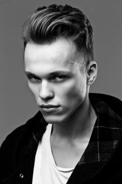 Genç hippi erkek modeli