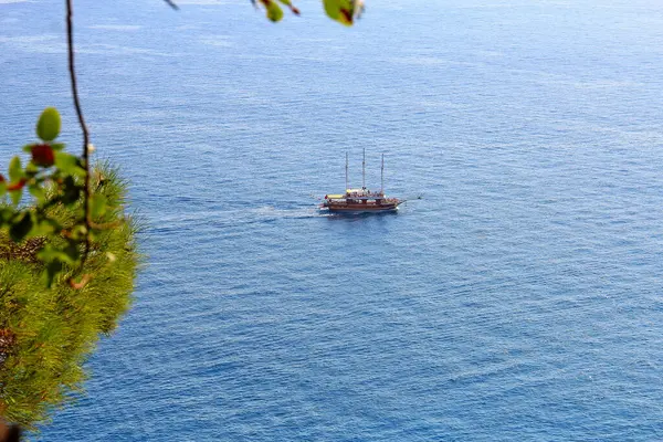 Туристический Корабль Водах Средиземного Моря — стоковое фото
